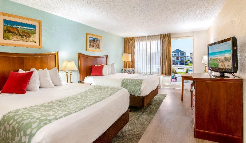 Ramada Plaza By Wyndham Nags Head Oceanfront Hotel Kill Devil Hills Buitenkant foto