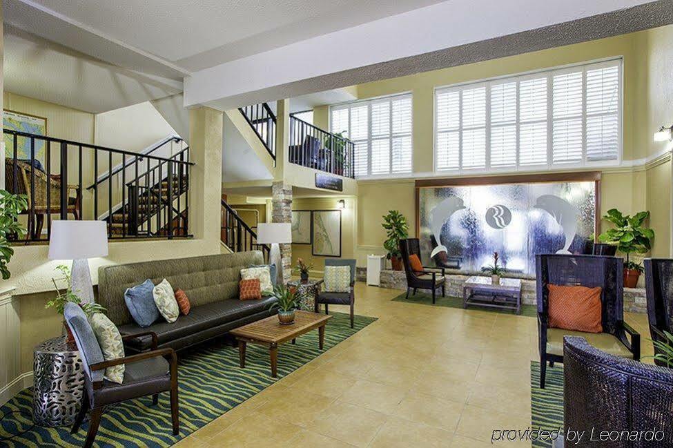 Ramada Plaza By Wyndham Nags Head Oceanfront Hotel Kill Devil Hills Buitenkant foto